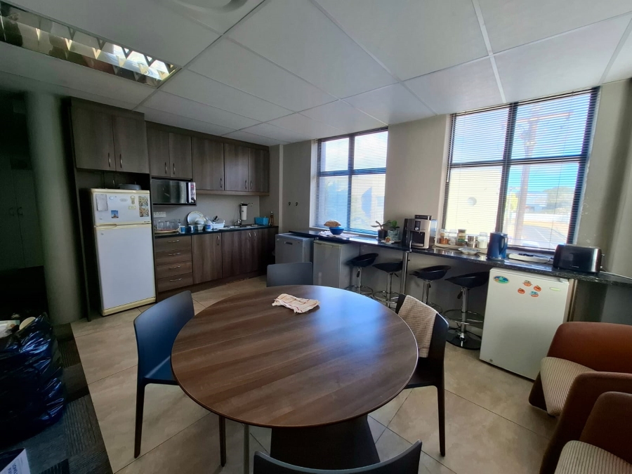 To Let commercial Property for Rent in Rondebosch Western Cape